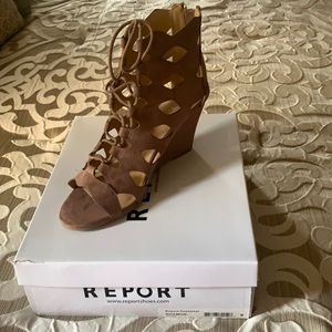 Women’s Lace Up Open Toe Wedge Sandal